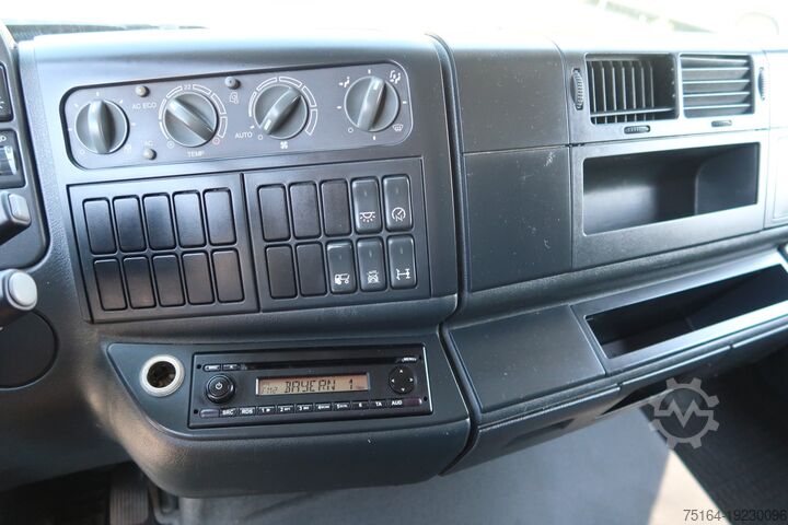 Suitcase MAN 8.180 BL 4x2 Koffer