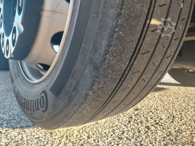 Volumen SZM FORD F-Max 1850 LL