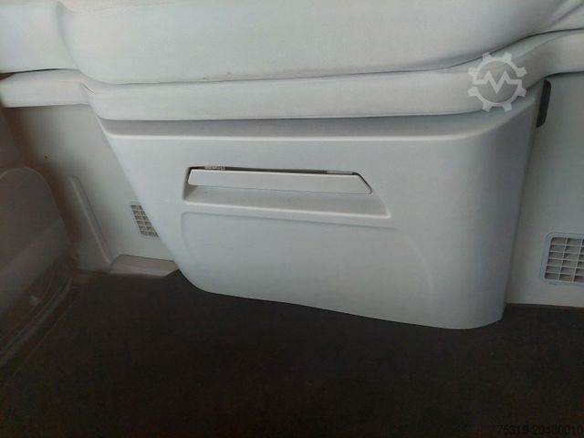 Volumen SZM FORD F-Max 1850 LL