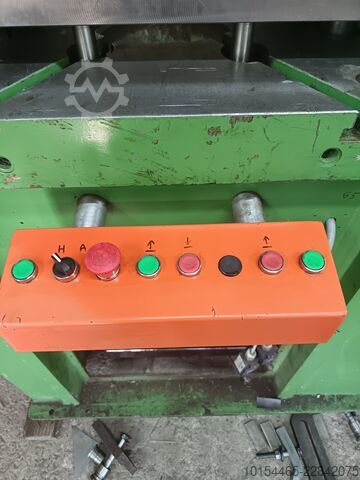 Hydraulic press LAUFFER RPT 100