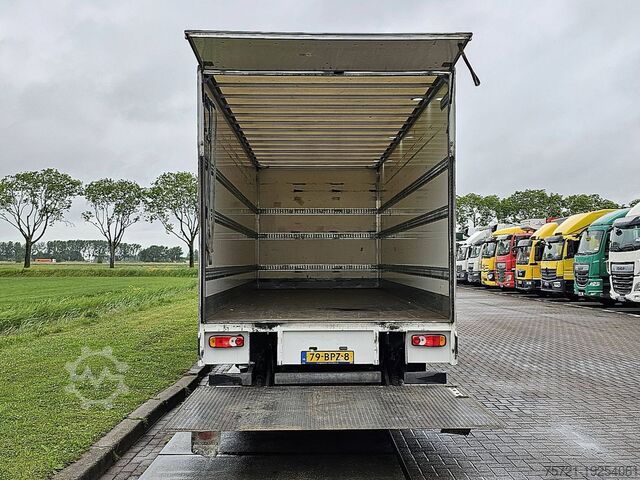 Suitcase RENAULT D 240 11.9T AIRCO TAILLIFT