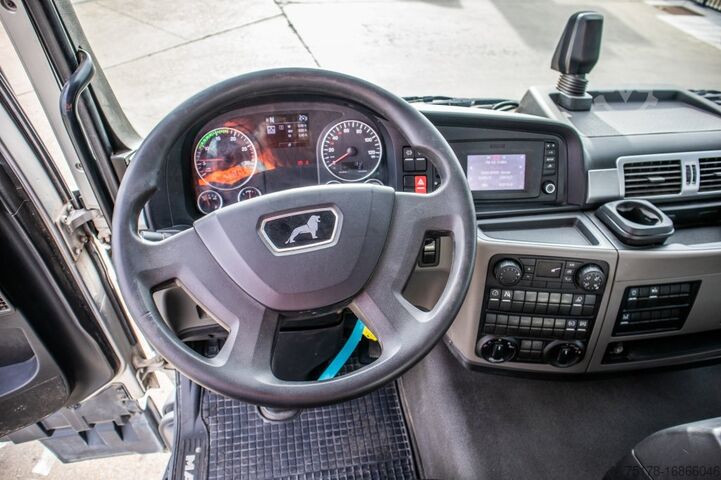 Standard tractor MAN TGS 26.470 6X6H+HYDR