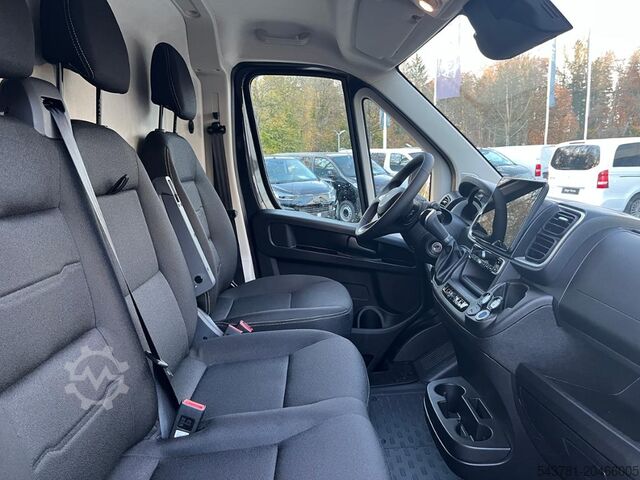 Kleinbus FIAT Ducato 35 L2H1 Automatik AHK CarPlay RüKa Navi