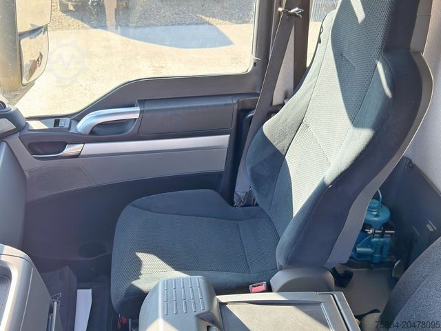 Autokran MAN TGS 28.320 * HMF 1500 - K2 * TOPZUSTAND