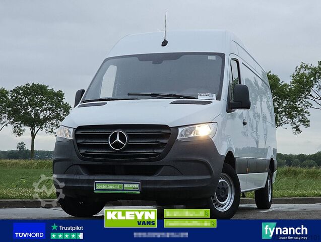 High-roof van MERCEDES-BENZ SPRINTER 314 L2H2 Mbux Automaat!