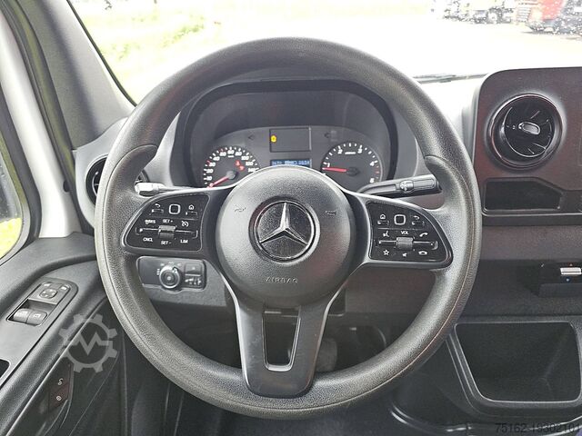 High-roof van MERCEDES-BENZ SPRINTER 314 L2H2 Mbux Automaat!