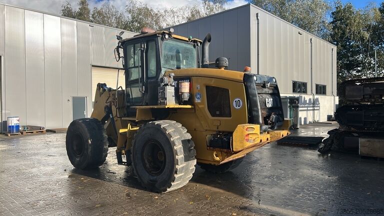 Radlader Caterpillar 930M