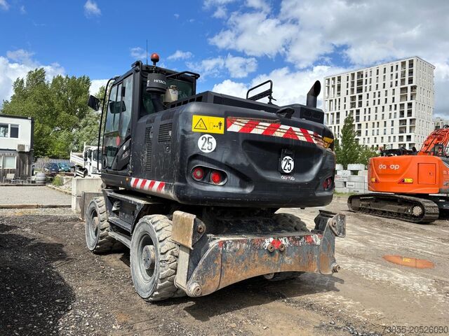 Wheeled Excavator Hitachi ZX170W-6 with 3 buckets