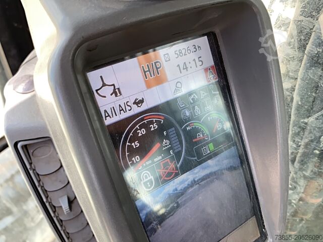 Wheeled Excavator Hitachi ZX170W-6 with 3 buckets