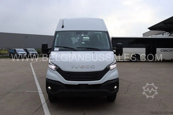 Kleinbus Iveco Daily Line /Airco / USB