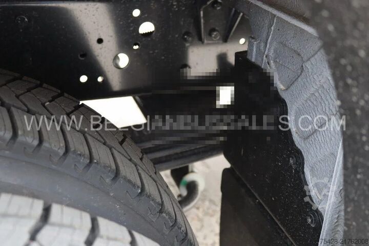 Kleinbus Iveco Daily Line /Airco / USB