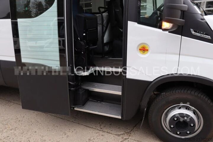 Kleinbus Iveco Daily Line /Airco / USB