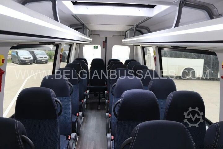 Kleinbus Iveco Daily Line /Airco / USB