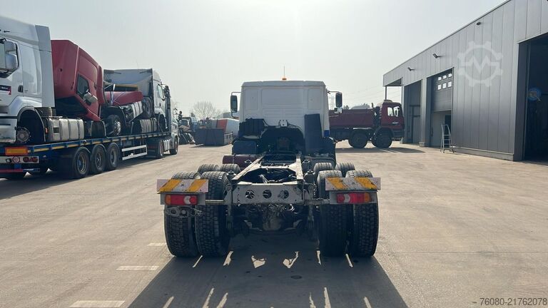 Chassis cab MAN LE 26.284 (6X4 / STEEL SUSP. / LAMES / MANUAL G...