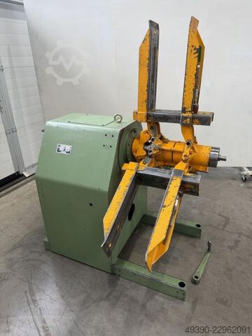 Abwickelhaspel für Coilmaterial bis 2000 kg, Abcoiler, Auf- und Abwickelhaspel, DREHER - DIMECO 2370 BF