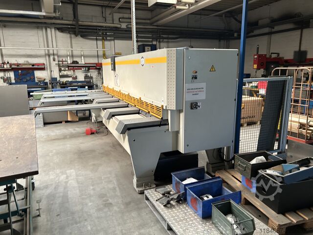 Sheet metal processing center RAS POWERcut 2 86.43