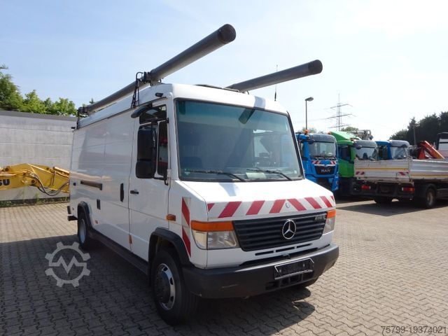 High top van MERCEDES-BENZ 616D Vario Kastenwagen 4x2