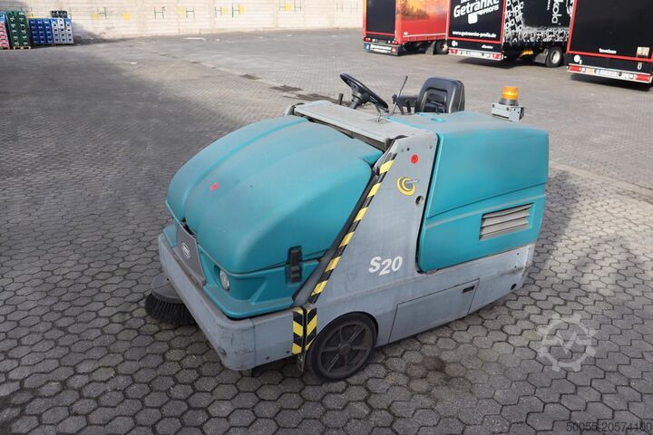 Aufsitzkehrmaschine Tennant S20