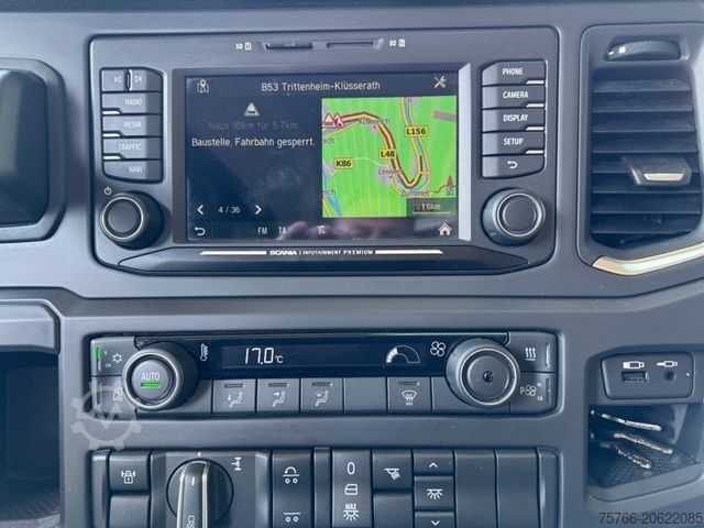 Beverage truck SCANIA P 320 / LBW / 2 x AHK / LENKACHSE / 18 PAL