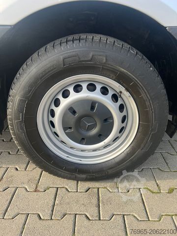 High top van MERCEDES-BENZ Sprinter 315 9G-TR HOCH+LANG KLIMA 3-SITZ KAMERA