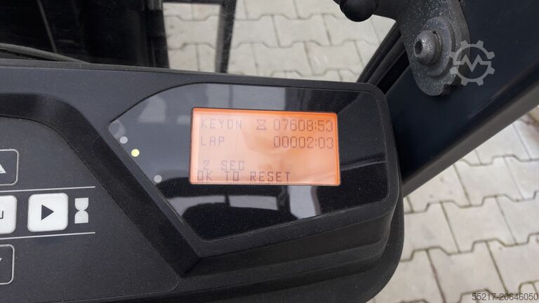 Forklift, ID no.: 14651 Toyota 7FBEST 15