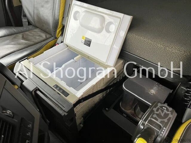 Timber transporter Volvo FH 16.750 6x4 Kran Palfinger M 12 L 97 / EURO 6