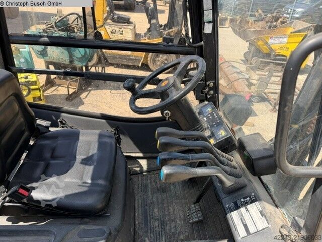 Fork Lift Truck - Diesel CLARK CDP 35 H