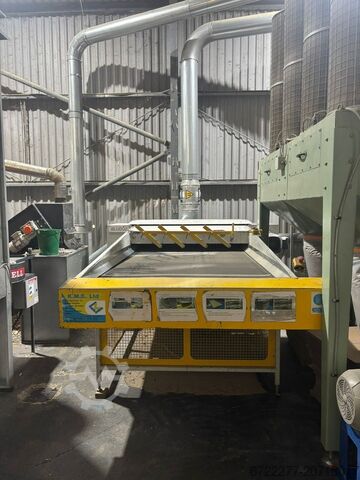 Kartonshredder und Ballenpresse Ken Mills