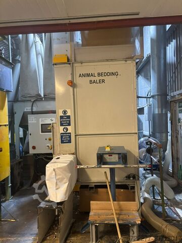 Kartonshredder und Ballenpresse Ken Mills