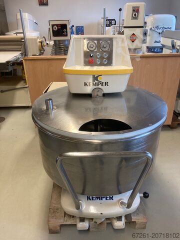 Spiralkneter Kemper ST 125 AE ausfahrbar