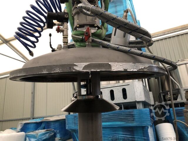 Reactor Pressure vessel electrically heated  