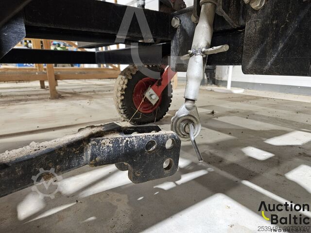 Mähdrescher Broch ARAT-1