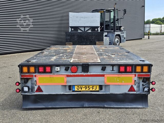 Low loader Meusburger MPG 3 / LOW BED / EXTENDABLE / 3 x STEERING AXLE