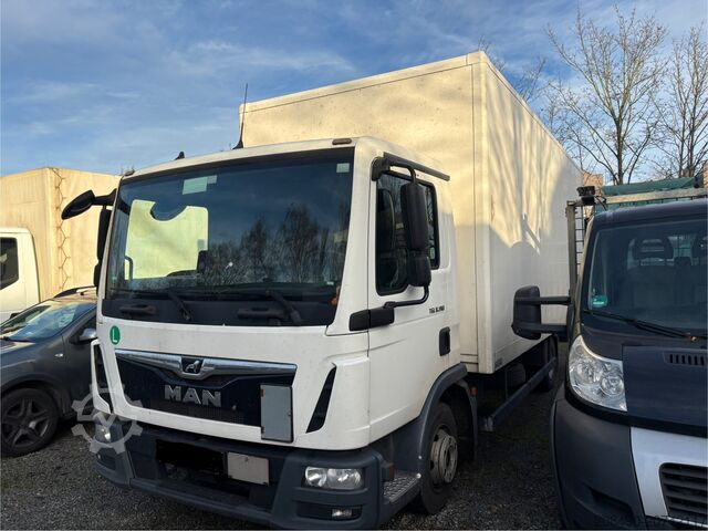Transporter mit Koffer MAN TGL 8.190 BL, AHK, KLIMA, Diff.sp.