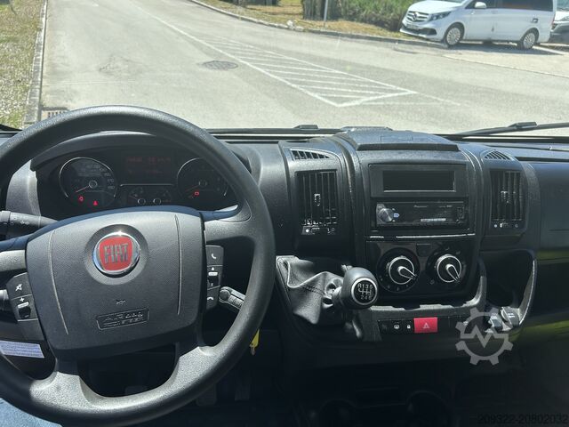 Wohnwagen/Wohnmobil Fiat Ducato Carasuite 650 MF | 5 posti letto | Semintegrato