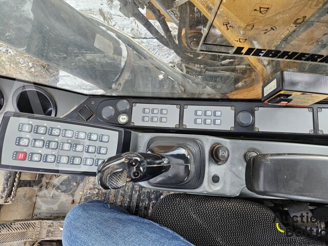 Raupenbagger Liebherr R922 LC