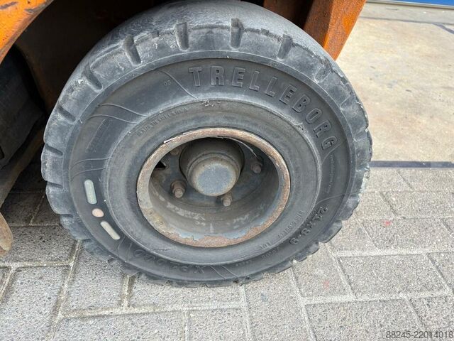 VS-22913 Electric triplex mast forklift Still RX60-40 STILL RX60-40