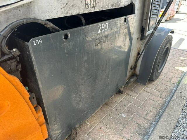VS-22913 Electric triplex mast forklift Still RX60-40 STILL RX60-40