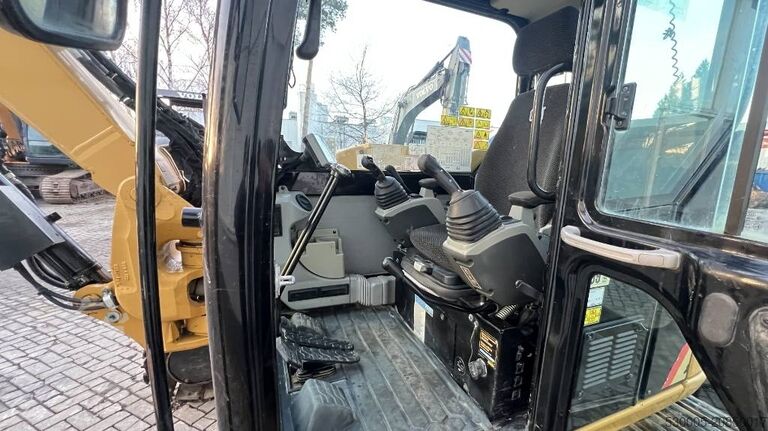 Midi-Bagger CAT 308 E 2 CR   2017