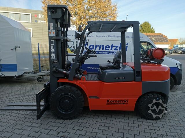 Treibgasstapler Heli CPQD50-RB
