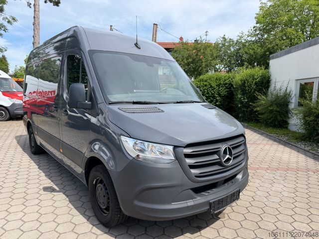High top van MERCEDES-BENZ Sprinter 317 CDI Autom/H2L2/Luftfed/Kam/AHK3,5t