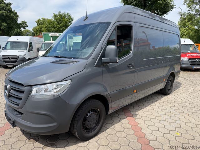 High top van MERCEDES-BENZ Sprinter 317 CDI Autom/H2L2/Luftfed/Kam/AHK3,5t