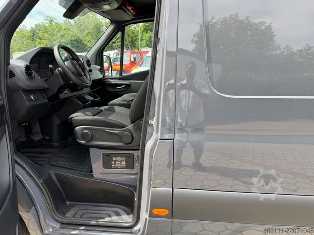 High top van MERCEDES-BENZ Sprinter 317 CDI Autom/H2L2/Luftfed/Kam/AHK3,5t