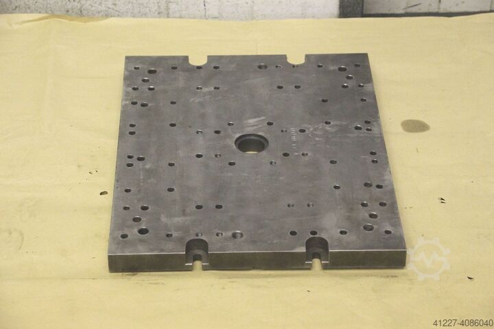 Aufspannplatte mit Bohrungen Stahl 395/495/H30 mm