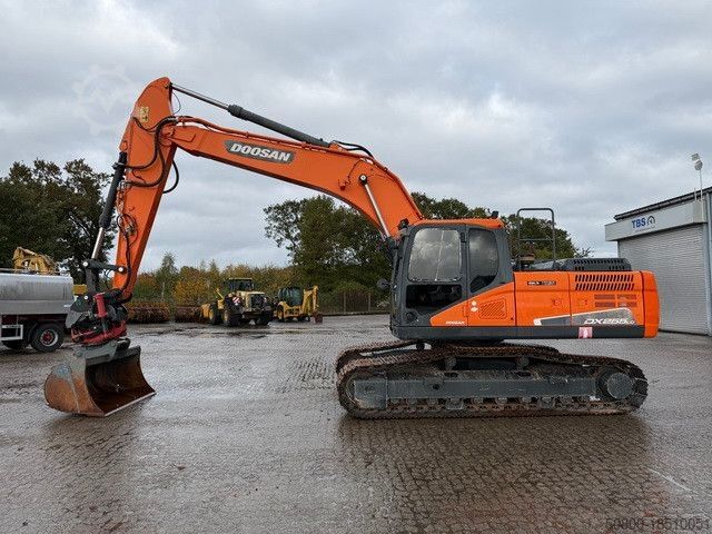 Kettenbagger DOOSAN DX 255 LC-5, Rototilt,Div. Löffel,Greifer+Hammer