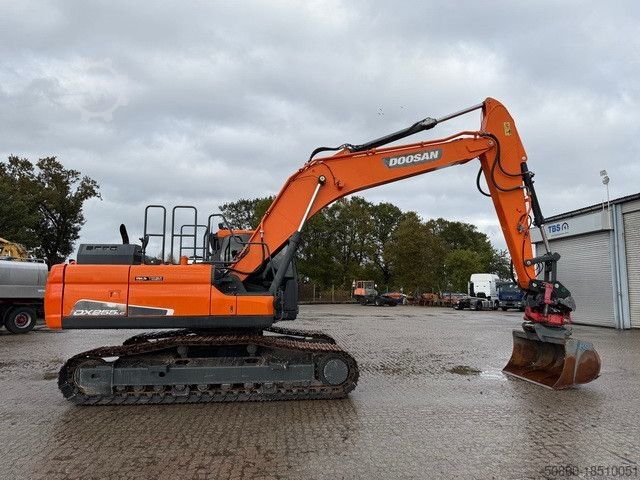 Kettenbagger DOOSAN DX 255 LC-5, Rototilt,Div. Löffel,Greifer+Hammer