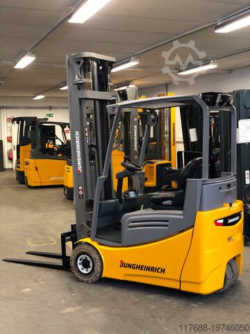 Elektro 3-Rad Jungheinrich EFG 218k - Service Neu - Batterie 95% - Triplex