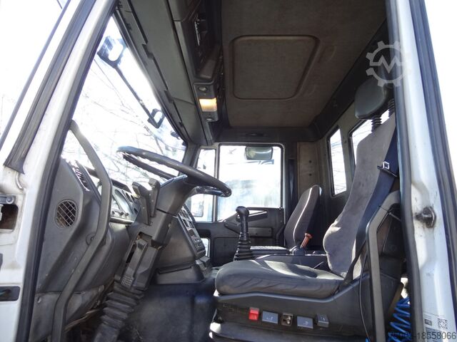 LKW mit Pritsche (offen) Iveco EuroTrakker 260E31 6X4 Palfinger 36002