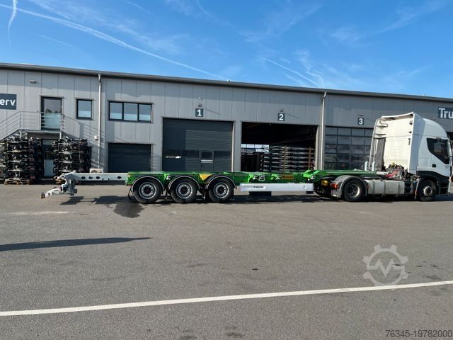Swap body semitrailer WIELTON Multichassis Fahrgestell 45,40HC,40, 2x20