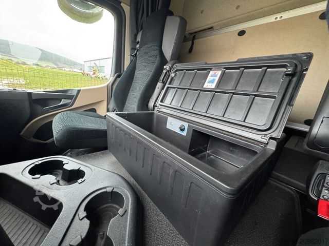 Beverage truck MERCEDES-BENZ ACTROS 2540 L/ 2 x LBW / LENKACHSE / KOMPLETTZUG